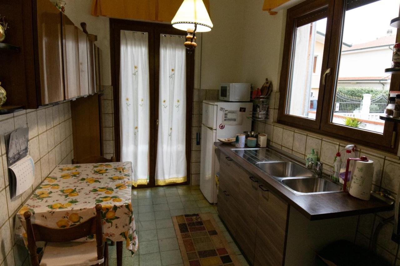 Vacanze A Виареджо Екстериор снимка