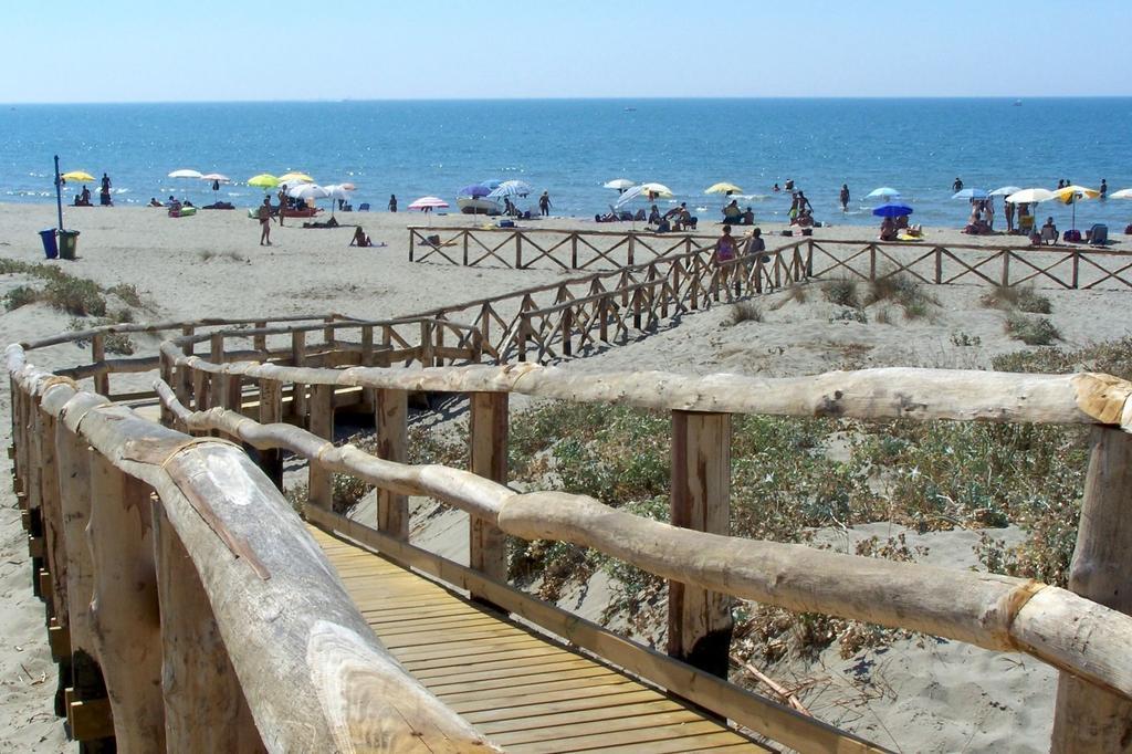 Vacanze A Виареджо Стая снимка